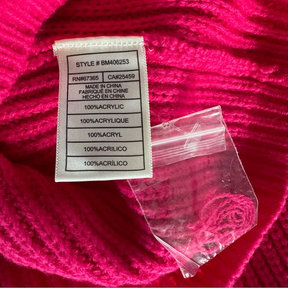 Steve Madden NWOT Cropped Knit Sweater, Bright Pink, Women’s Small - Picture 5 of 9